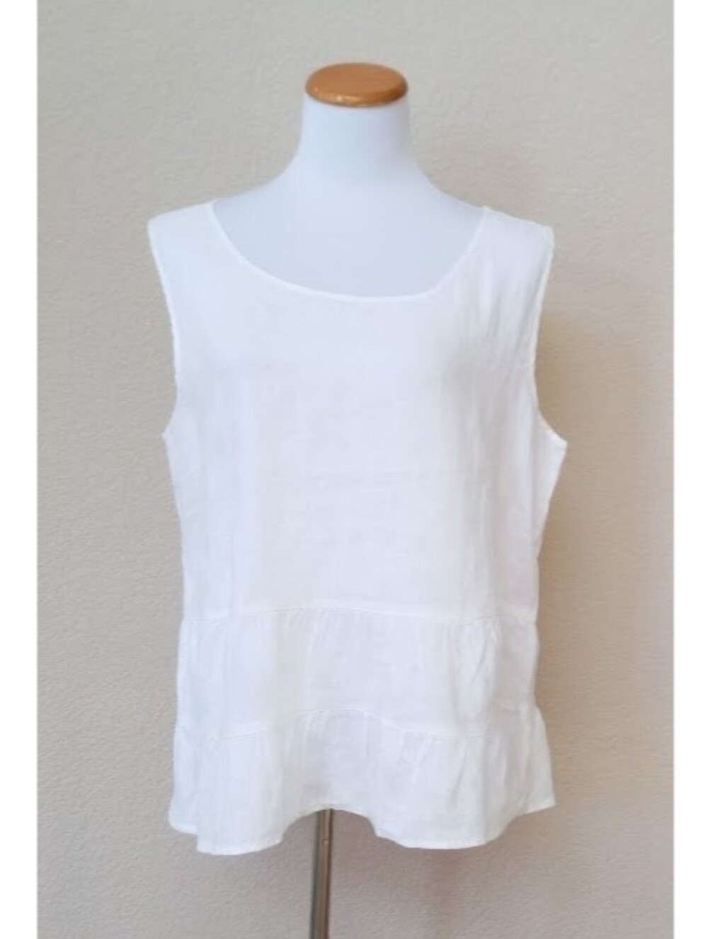 Cynthia Rowley sleeveless linen blouse with a tiered hem